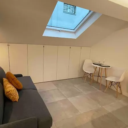 Charming Studio In The Heart Of Paris-3